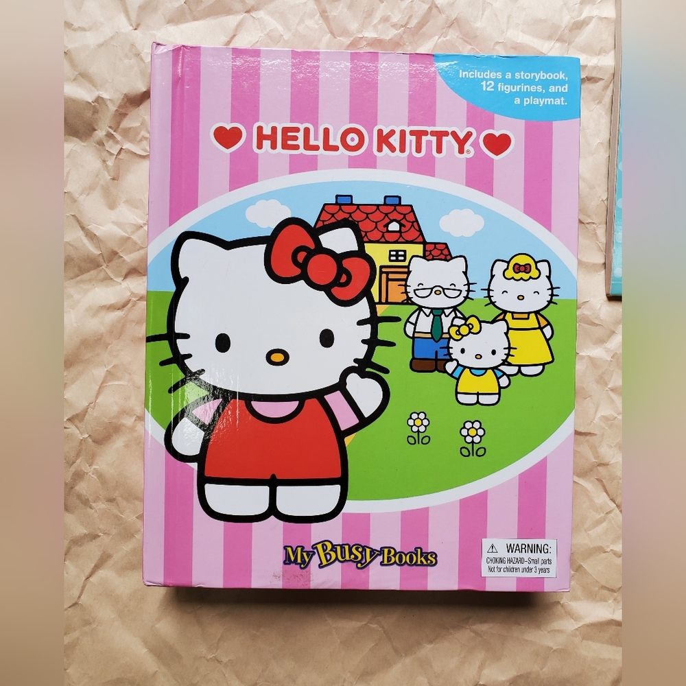 Hello Kitty Bundle - Picture 2 of 10